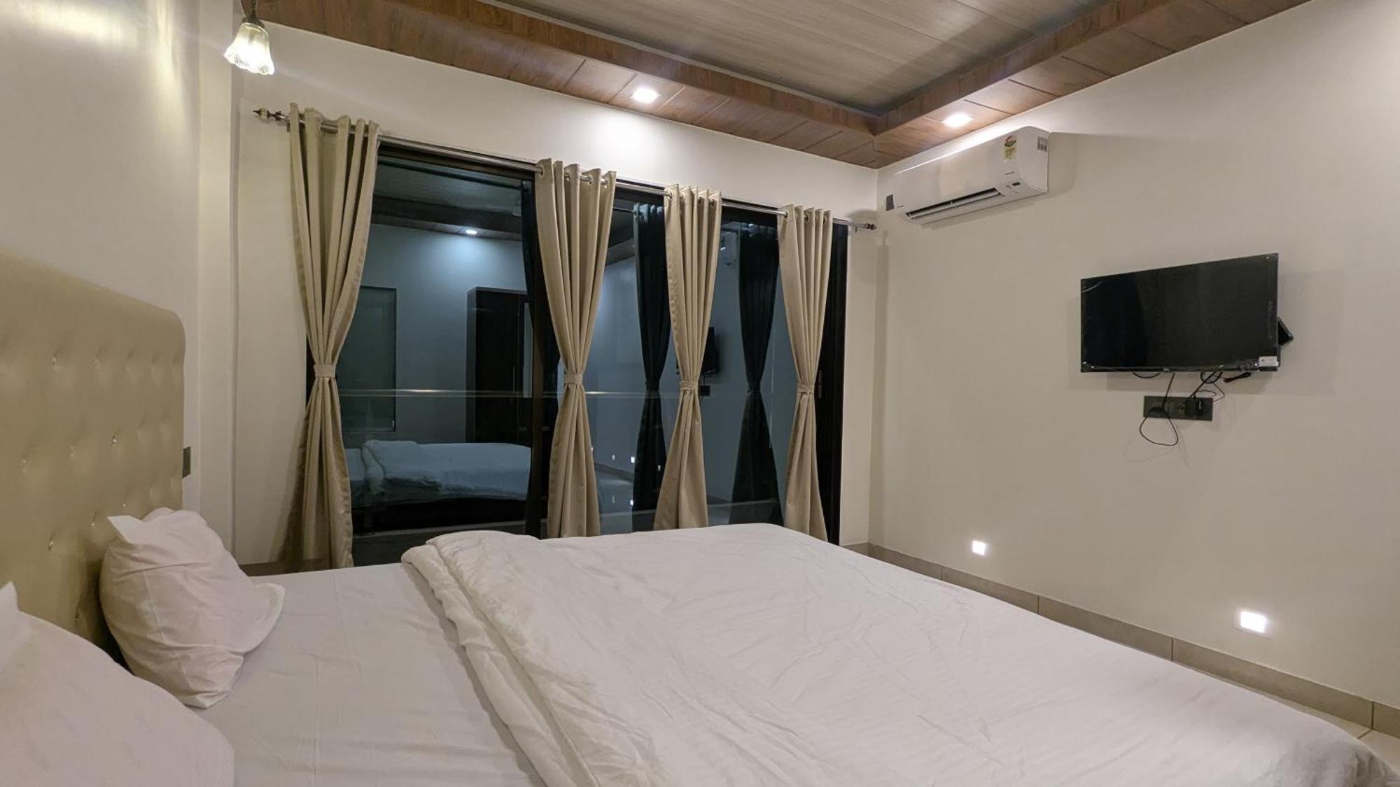 The Grange Lake View Panchgani Exterior photo